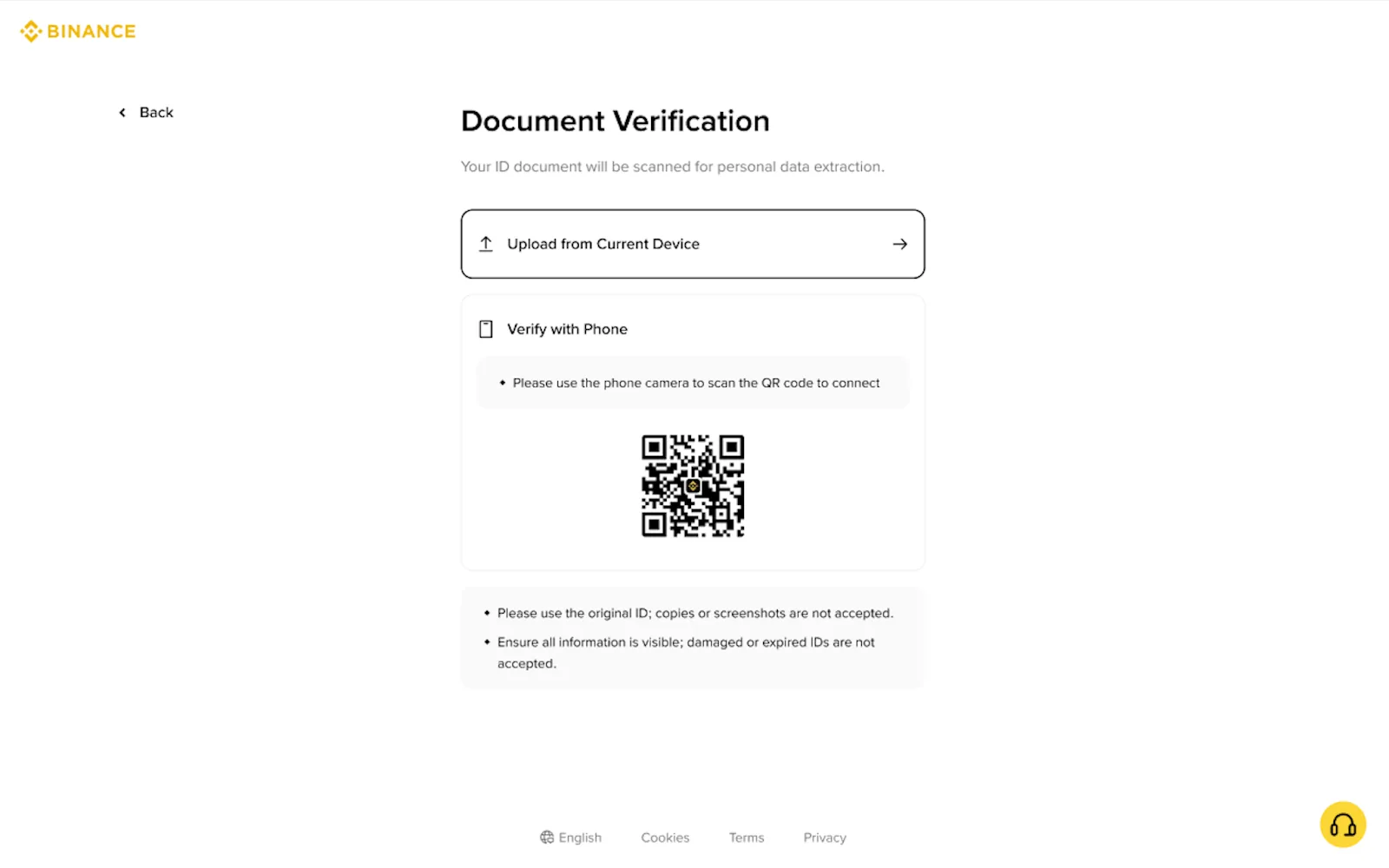 Binance 文件驗證頁,可從目前裝置上傳或使用手機完成證件拍攝